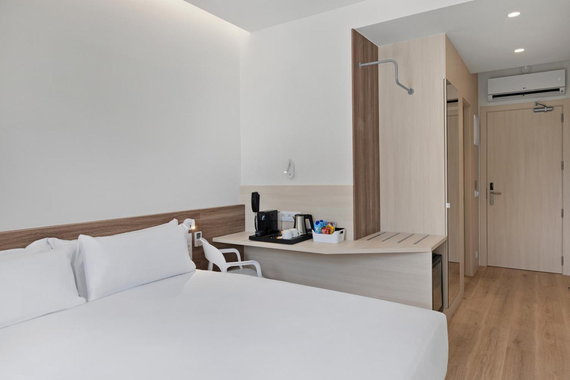 B&B Hotel Santiago Мільядоіро Екстер'єр фото